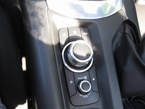 Used 2020 MAZDA MX-5 Miata Sport image 23