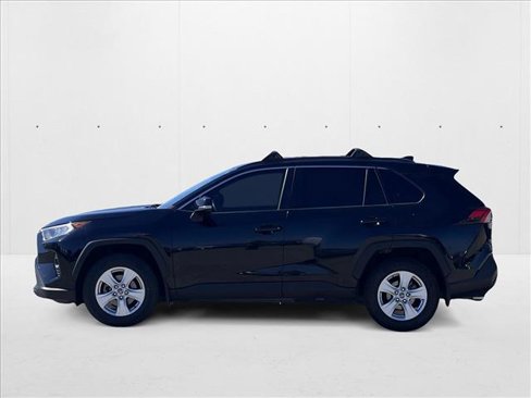 Used 2019 Toyota RAV4 XLE image 8