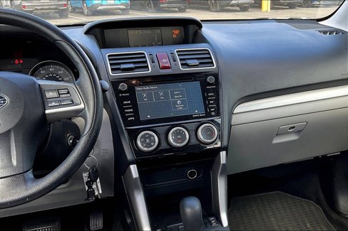 Used 2016 Subaru Forester 2.5i Premium image 9