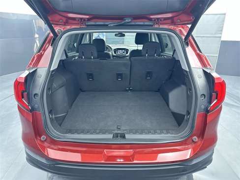 Used 2020 GMC Terrain SLE image 23