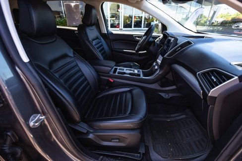 Used 2022 Ford Edge SEL image 25