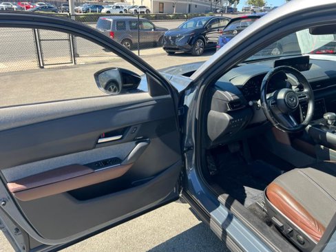 Used 2022 MAZDA MX-30 Electric w/ Premium Plus Pkg image 9