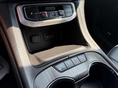 Used 2023 GMC Acadia SLT w/ Preferred Package image 56