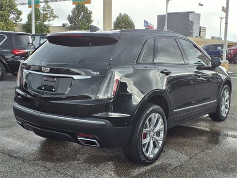 Used 2020 Cadillac XT5 Sportv w/ Platinum Package image 2