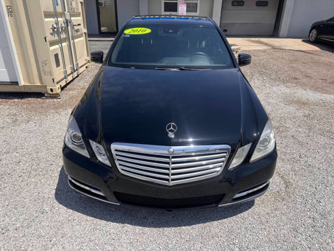 Used 2010 Mercedes-Benz E 350 4MATIC Sedan image 2