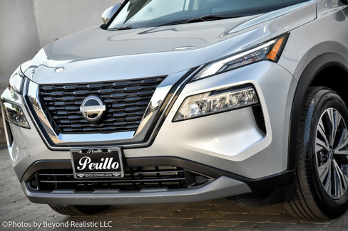 Used 2023 Nissan Rogue SV image 11