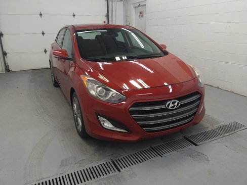 Used 2016 Hyundai Elantra GT w/ Option Group 02 image 13