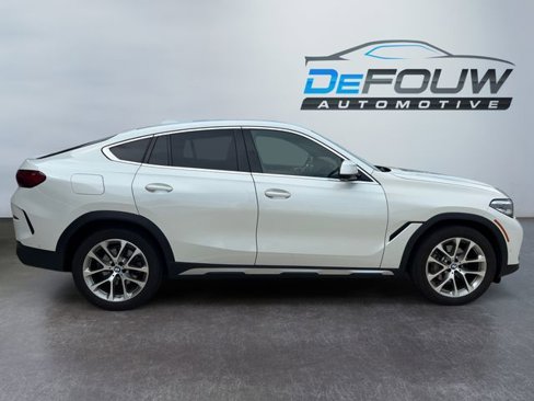 Used 2022 BMW X6 xDrive40i image 13