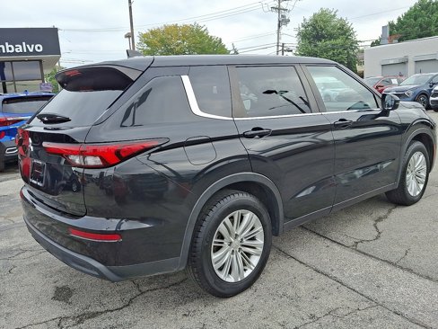 Used 2022 Mitsubishi Outlander ES image 7