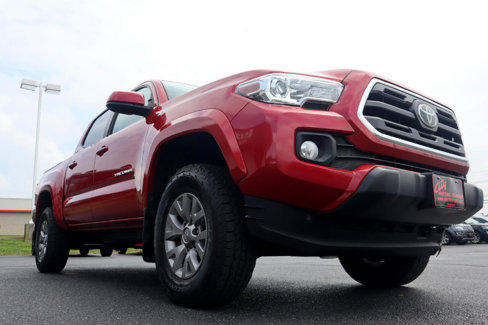 Used 2019 Toyota Tacoma SR5 image 16