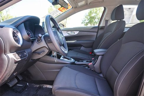Used 2023 Kia Forte LXS w/ LXS Technology Package image 19