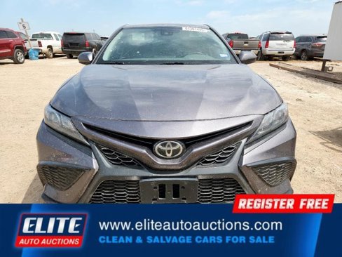 Used 2021 Toyota Camry SE image 9
