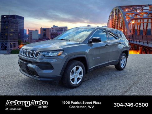 Used 2023 Jeep Compass Sport image 7