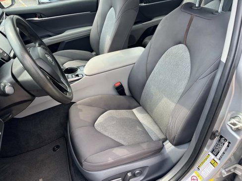 Certified 2019 Toyota Camry LE image 12