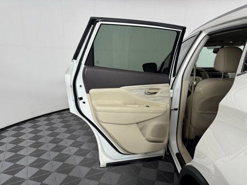 Used 2018 Nissan Murano SL w/ Cargo Package image 28