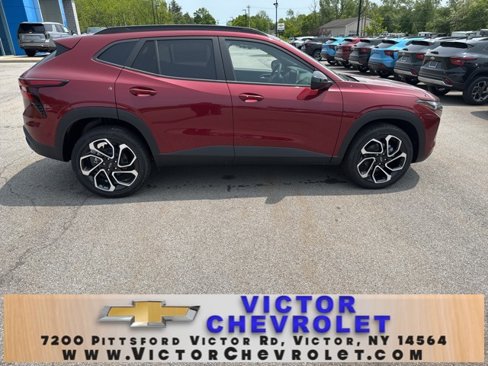 New 2025 Chevrolet Trax RS image 8