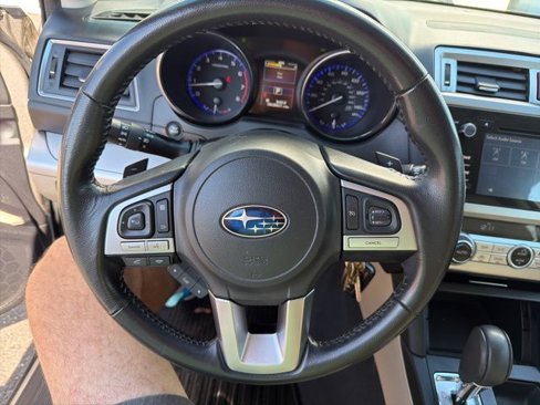 Used 2016 Subaru Outback 2.5i Premium image 7