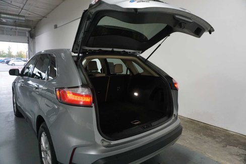 Used 2023 Ford Edge SEL image 4