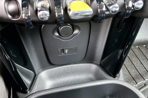 Used 2022 MINI Cooper SE image 27