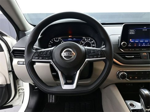 Used 2019 Nissan Altima 2.5 S image 3
