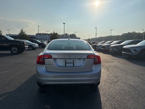 Used 2014 Volvo S60 T5 image 4