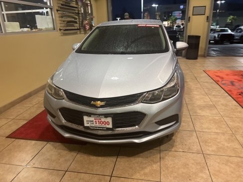 Used 2017 Chevrolet Cruze LS image 5