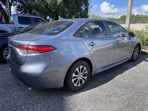 Used 2020 Toyota Corolla LE image 3
