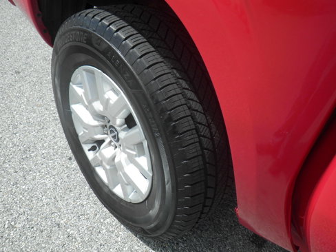 Used 2022 Nissan Frontier SV image 10
