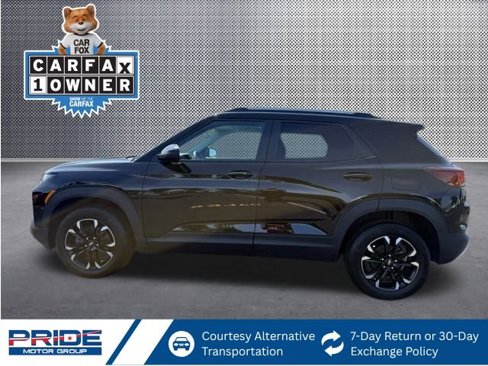 Used 2021 Chevrolet TrailBlazer LT image 2