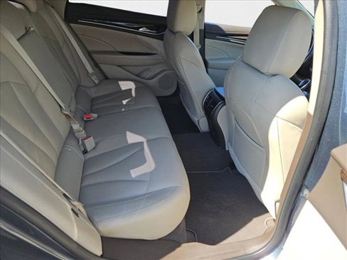Used 2019 Buick LaCrosse Preferred image 18