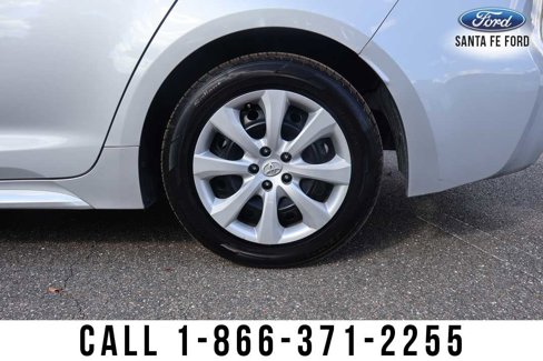 Used 2024 Toyota Corolla LE image 9