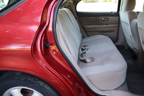 Used 2001 Ford Taurus SE image 21