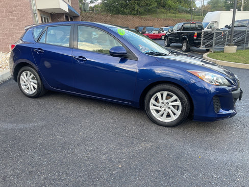 Used 2012 MAZDA MAZDA3 i Touring image 2
