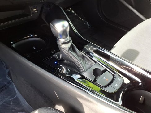 Used 2022 Toyota C-HR Nightshade image 16