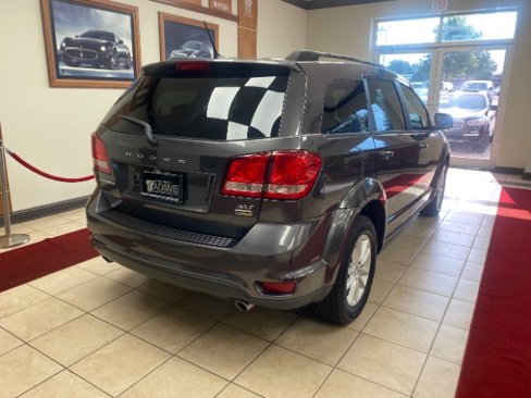 Used 2017 Dodge Journey SXT w/ Comfort/Convenience Group image 3