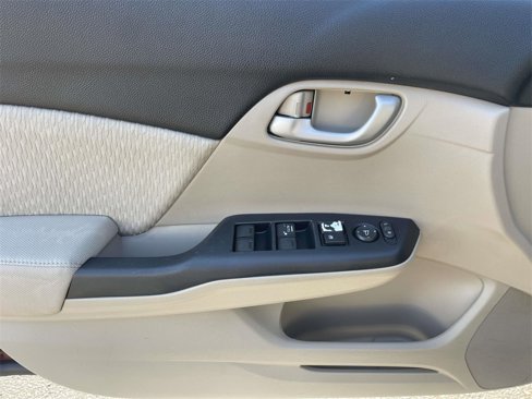 Used 2014 Honda Civic LX image 9