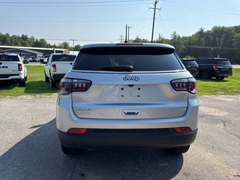 New 2025 Jeep Compass Sport image 4
