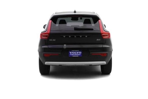 Certified 2025 Volvo XC40 B5 Core w/ Protection Package Premier image 7