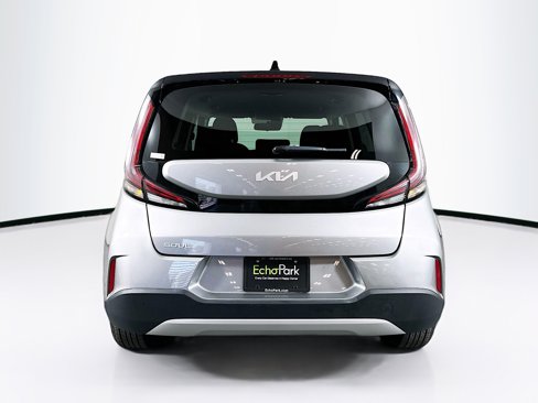 Used 2024 Kia Soul LX w/ Option Group 015 image 7