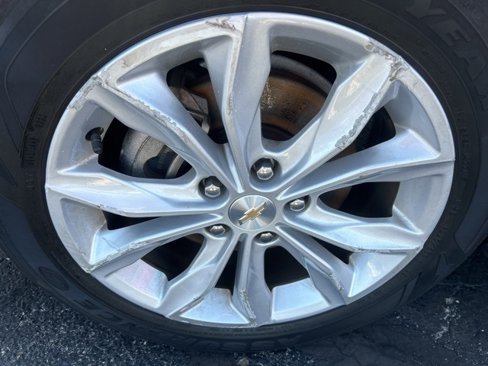 Used 2023 Chevrolet Malibu LT image 9