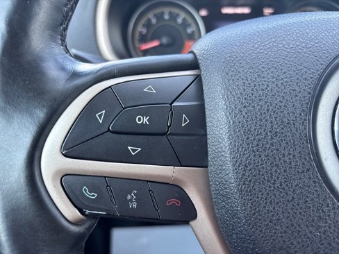 Used 2014 Jeep Cherokee Limited image 30