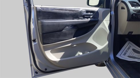 Used 2011 Dodge Grand Caravan Mainstreet w/ PWR Convenience Group image 15