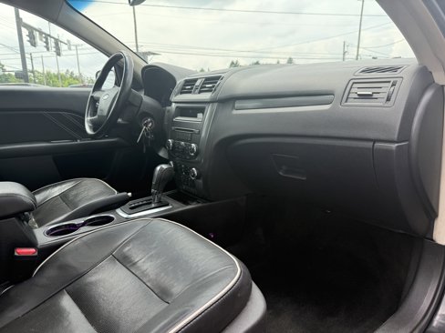 Used 2012 Ford Fusion SEL image 10