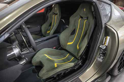 Used 2023 Ferrari 812 Competizione image 37