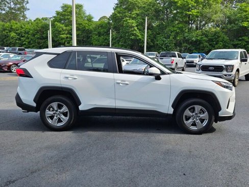Used 2023 Toyota RAV4 XLE image 17