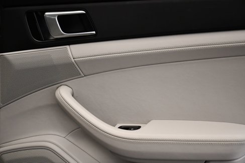 Certified 2018 Porsche Panamera 4S image 52