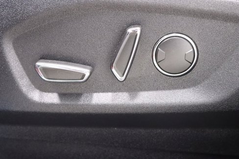 Used 2016 Ford Edge Titanium w/ Equipment Group 301A image 14