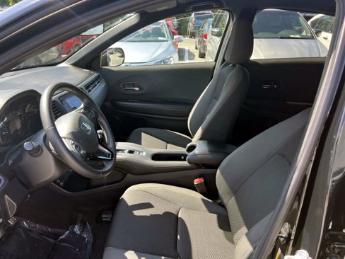 Certified 2021 Honda HR-V Sport image 12