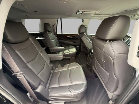 Used 2015 Cadillac Escalade Premium image 16