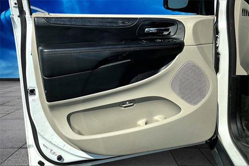 Used 2014 Dodge Grand Caravan American Value Package image 19